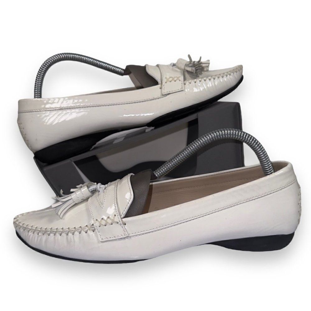 Stuart Weitzman Patient Leather Tassel Loafers White‎ Women's 9.5M